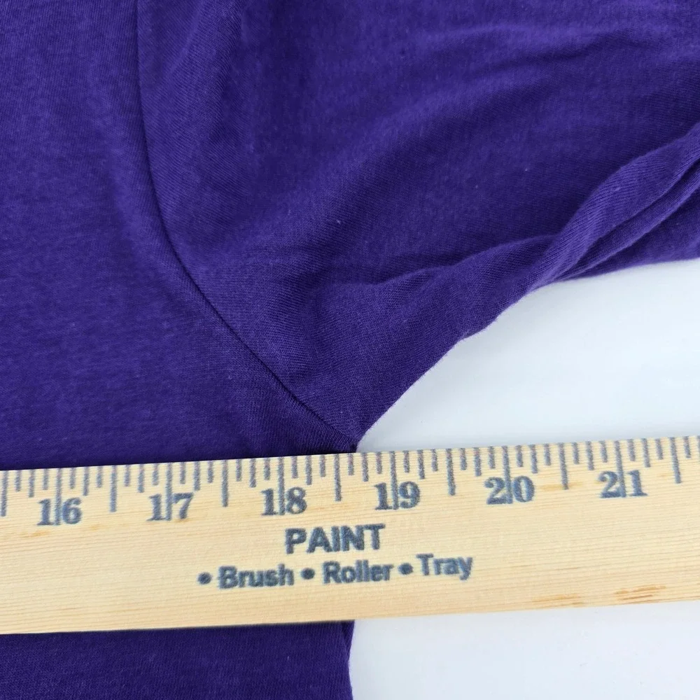 Nike Long Sleeve T-Shirt Mens Graphic Swoosh Logo Purple Small NWT